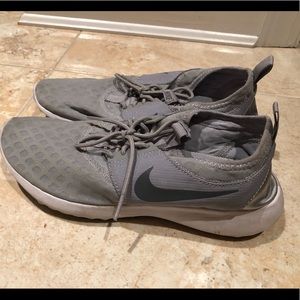 Nike Juvenate Sneakers WMNS 8.5